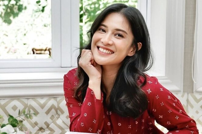 
					Beberapa Deretan Artis Yang Masuk Islam