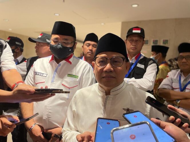 
					Muhaimin Iskandar mengapresiasi pemberangkatan haji 2022. ( Foto; DPR)