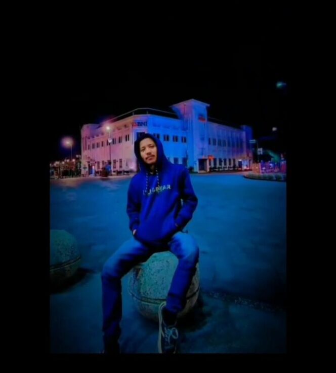 
					Aku sendiri meratapi nasip yang tengah aku risaukan dalam kebisingan. (Foto: SRI)