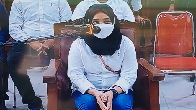 
					Susi selaku ART Ferdy Sambo di Hadirkan Sebagai saksi. (Foto; tvone)