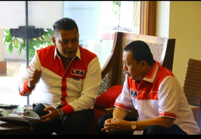 
					Bupati Lira saat bincang-bincang. (Foto: Ilustrasi)