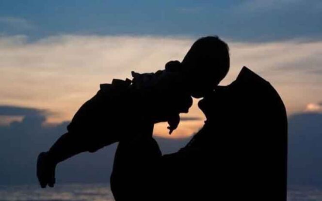 
					Perjuangan seorang Ibu terhadap anak. (Foto: ilustrasi)