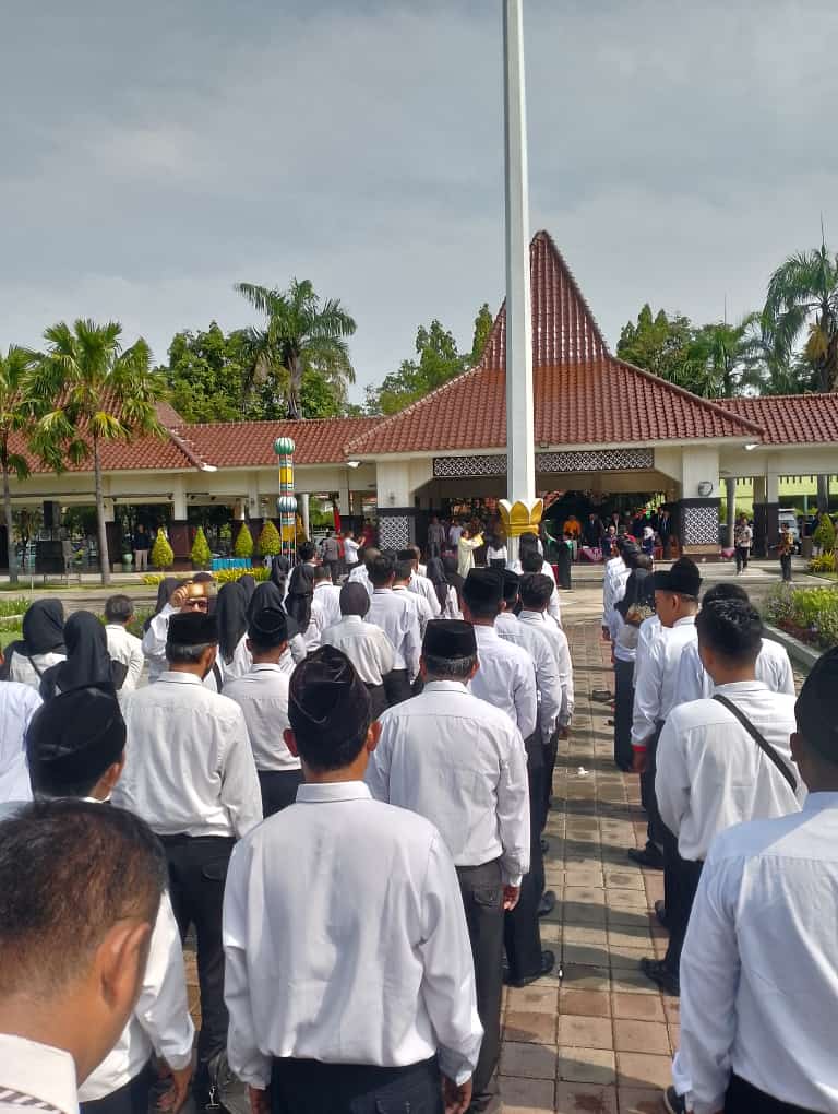 KPU Kabupaten Probolinggo Melantik 990 Anggota PPS