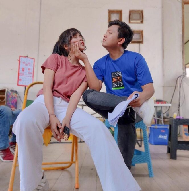 
					Momen Kemesraan Denny Caknan dengan Sang kekasih. (Foto: Ig @denny Cakna