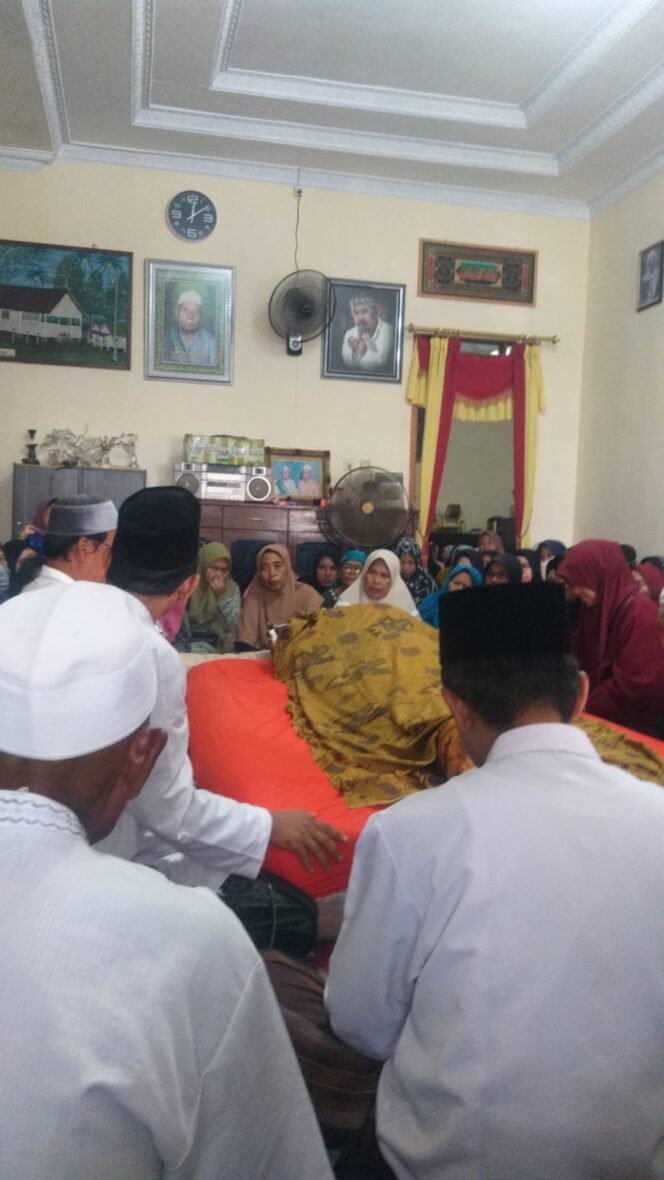 
					Kiai H. Zainal Arifin sudab wafat. (Foto: SRI)