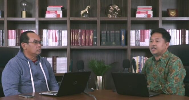 
					Live streaming Hasil Riset SMRC. (Foto: SMRC TV)