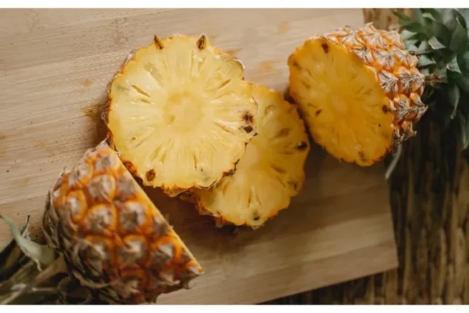 
					Buah Nanas (foto: Pixelab)