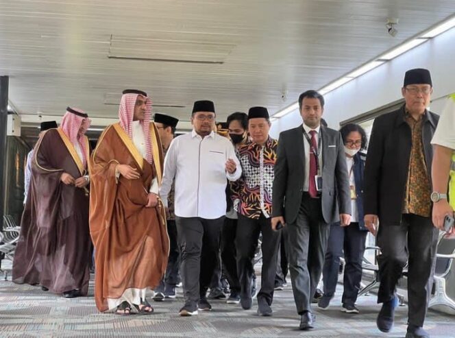 
					Kemenag dan pemerintah arab Saudi. (Foto; ig @gusyaqut)