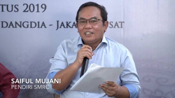 
					Saiful Mujani saat sambutan. (Foto; SMRC)