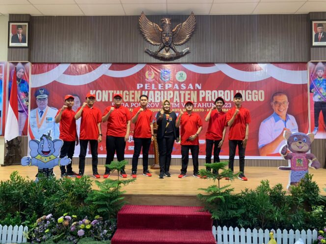 
					Komite Olahraga Nasional Indonesia (KONI) Kabupaten Probolinggo melepas ratusan Atlet untuk mengikuti ajang Pekan Olah Provinsi (Porprov) Jawa Timur, Sabtu (19/08/2023). (Foto: Istimewa)