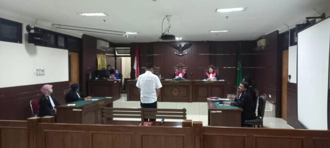 
					Budi Mulyana hadir secara langsung mendengarkan vonis yang dibacakan Majelis Hakim. (Foto: Radarjogja)