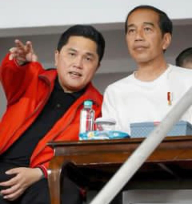 
					Presiden Jokowi dan Erick Thohir saat foto bersama. (Foto: Ig @erickthohir)