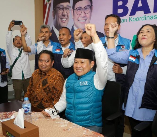 
					Muhaimin Iskandar saat kepalkan tangan. (Foto: ig @cakiminow)