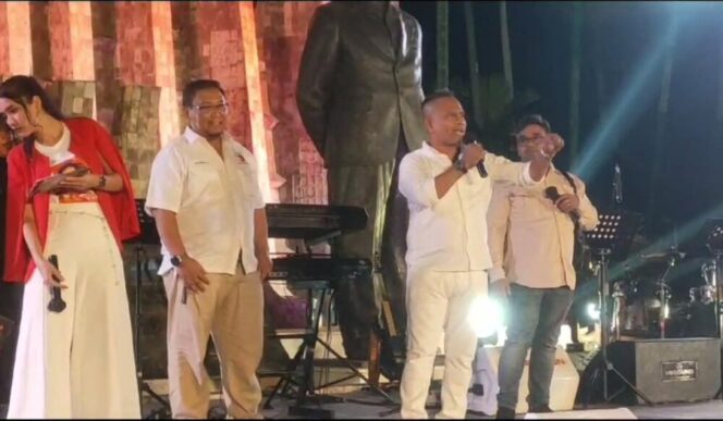 
					Wahab Talaohu saat menyampaikan orasi politiknya. (Foto: SRI)