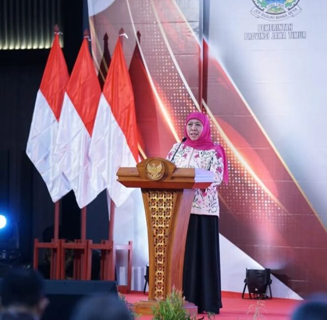 
					Gubernur Jawa Timur Khofifah Indar Parawansa saat mengisi Sambutan. (Foto: IG @khofifah.ip)