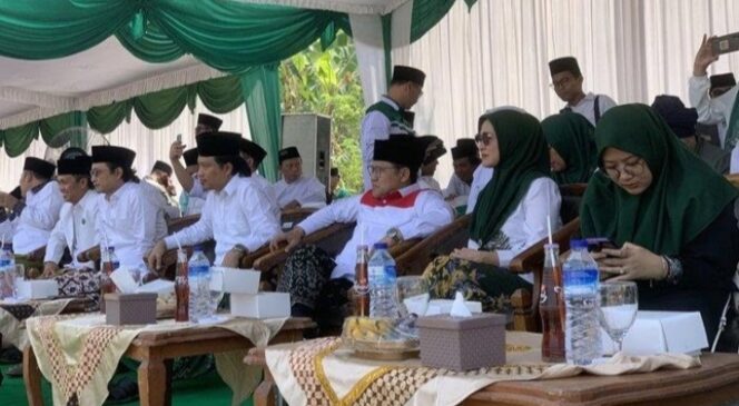 
					Muhaimin Iskandar saat menghadiri acara apel hari santri 2023 di Magelang. (Foto: ig @cakiminow)