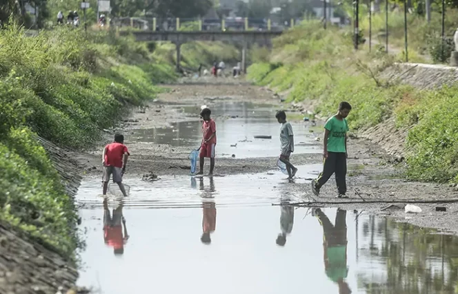
					Air mengering lantaran selokan mataram ditutup. (Foto/Radarjogja)