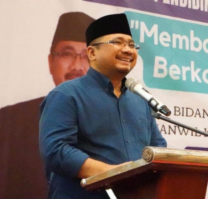 
					Kementerian agama Gus Yakut Cholil Qoumas saat sambutan. (Foto: Ig @gusyakut)