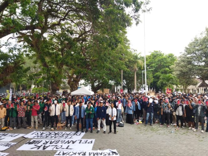 
					Foto: Yuniar Avicenna