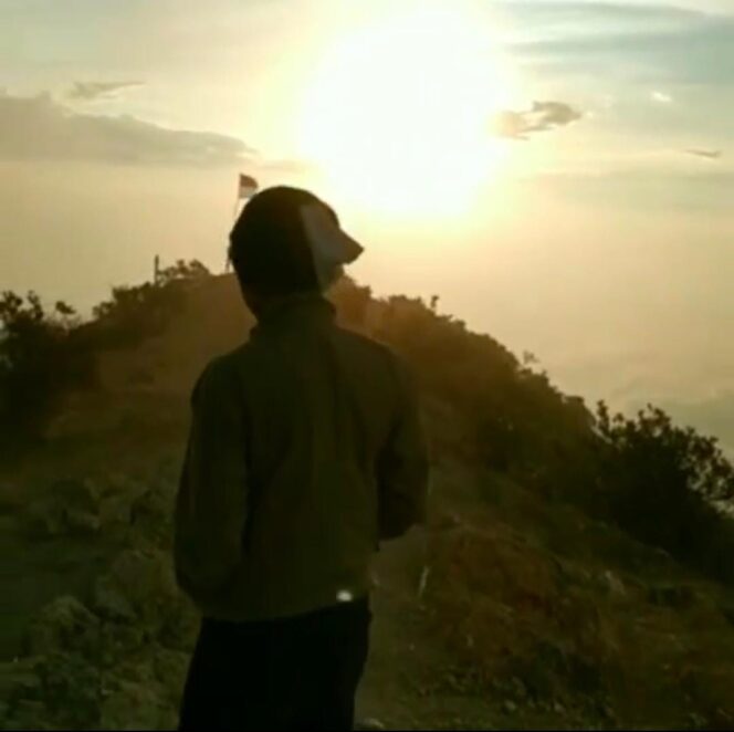 
					Seberkas puisi yang menambahkan kenangan. (Foto: Ilustrasi)