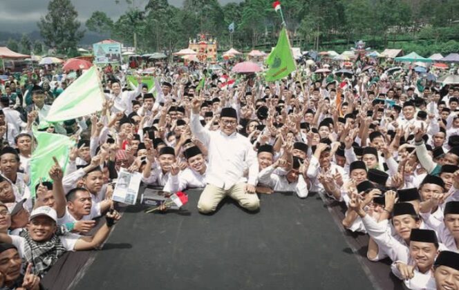 
					Muhaimin Iskandar saat menemui relawan di daerah Jawa Tengah. (Foto: Ig @cakiminow)