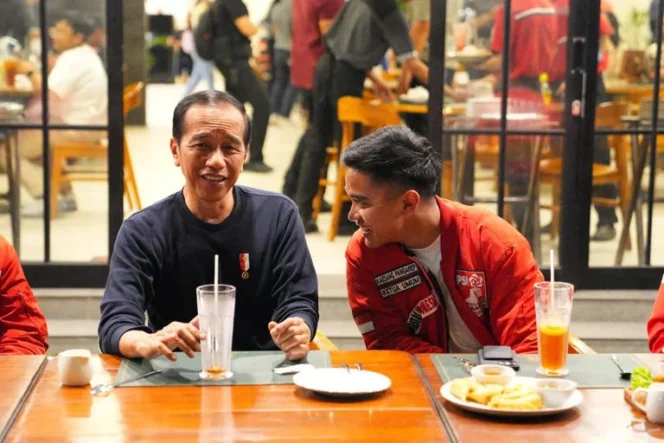 
					Presiden Jokowi dan Ketum PSI Kaesang Pangarep. (Foto: Dokumentasi PSI)