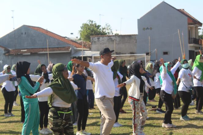 
					Pasangan Calon Walikota dan Wakil Walikota Probolinggo, Habib Hadi Zainal Abidin dan Zainal Arifin.