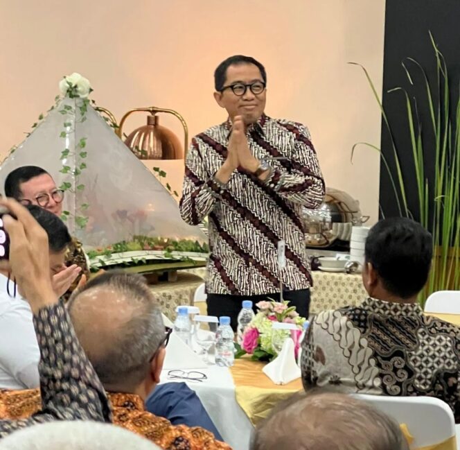 
					Faisol Riza saat menyapa segenap. (Foto: Faisolrizacenter)