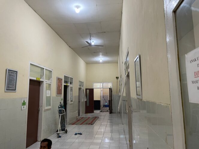 
					Potret ruangan Puskesmas Gapura Sumenep, (3/10/2024). (Foto:ZM)