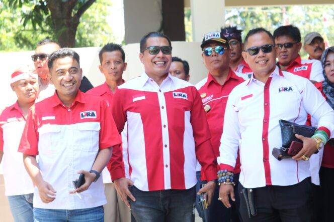 
					Gubernur LIRA Jawa Timur, Samsudin 