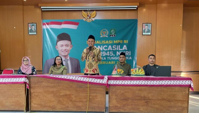 
					Anggota DPR RI Fraksi PKB, Kaisar Abu Hanifah/Suararakyatindo.