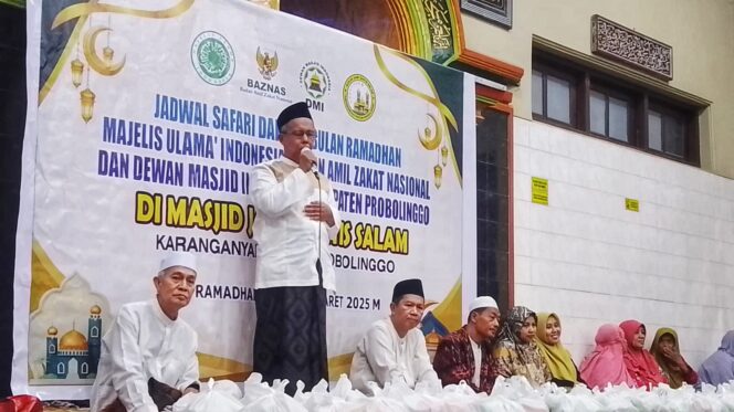 
					Ketua Baznas Kabupaten Probolinggo, KH Ahmad Muzammil/Suararakyatindo.