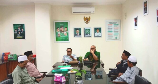 
					Fraksi PKB DPRD Probolinggo Dukung FKDT, Perjuangkan Dana BPPDGS dan Perda Madin