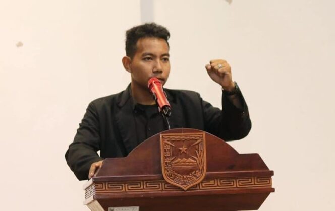 
					Aliansi BEM Probolinggo Raya Kritik Kinerja Legislatif, Begini Sebabnya