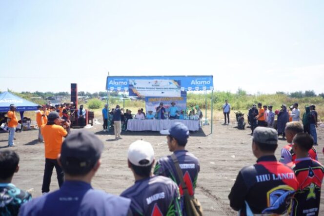 
					Lomba Budaya Tradisional, Lomba Sambutan Layangan.