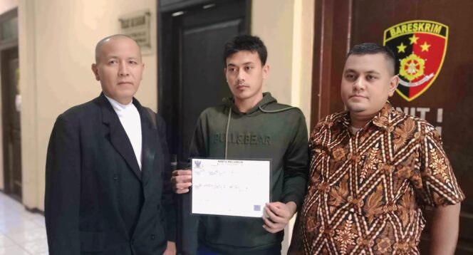 
					Kematian Usai Pesta Miras di Rumah Kades Temenggungan, Keluarga Ajukan Otopsi ke Polres Probolinggo