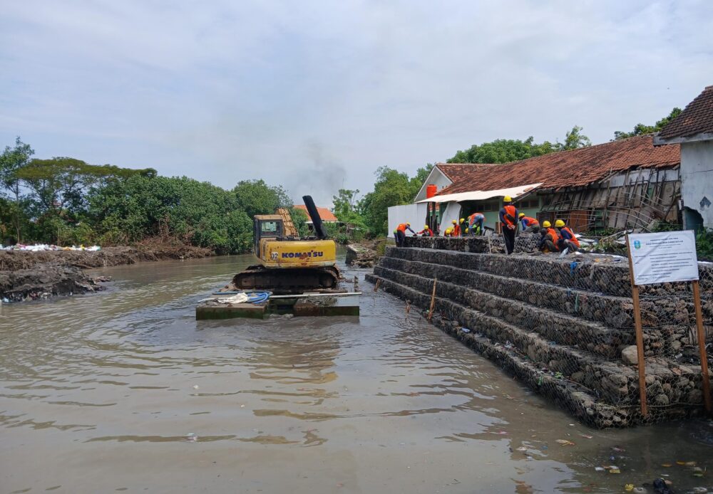 Pemprov Jatim Kucurkan Rp 9 Milliar untuk Tangani Abrasi Sungai di Probolinggo