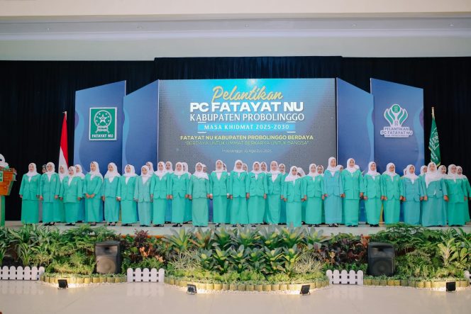 
					Prosesi pelantikan Pimpinan Cabang (PC) Fatayat NU Kabupaten Probolinggo oleh Pimpinan Wilayah (PW) Fatayat NU Jawa Timur. (Foto: Istimewa)