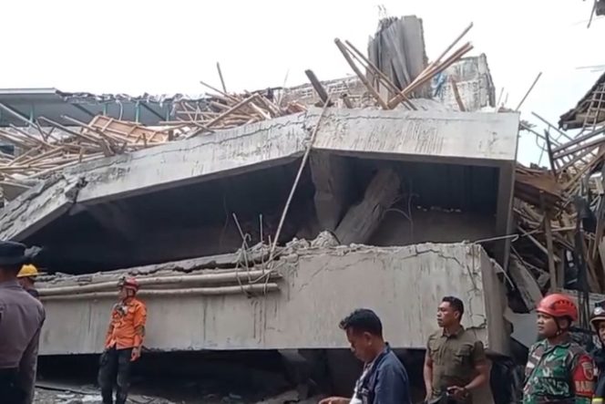 
					Proses evakuasi Pondok Pesantren Al Khoziny Sidoarjo. (Foto: Istimewa)