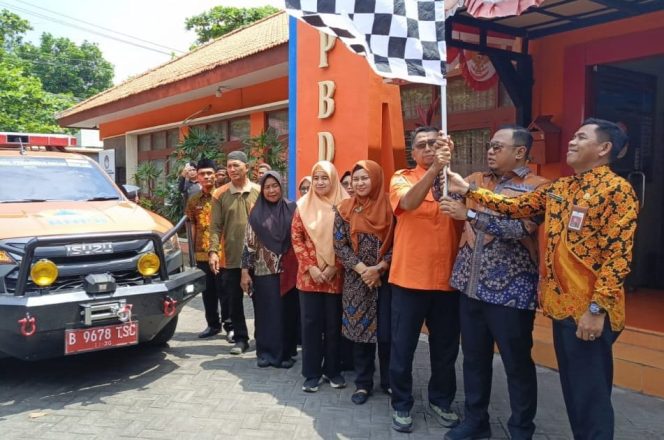 
					Pemkab Probolinggo kirim bantuan kemanusiaan 