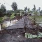 Kondisi jalan Dusun Curahkates menuju desa Desa Opo-Opo nyaris tidak bisa terlewati. Foto: Istimewa.