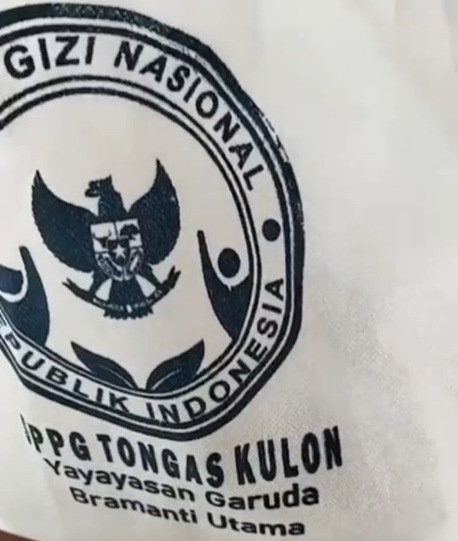 
					Video MBG Diduga Berulat, Dapur SPPG Tunas Tulon Beri Klarifikasi