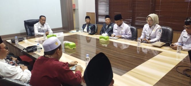 
					Pemkab Probolinggo dan MUI Bahas Fatwa Penagihan Kredit Bermasalah, Tegaskan Larangan Penarikan Kendaraan di Jalan