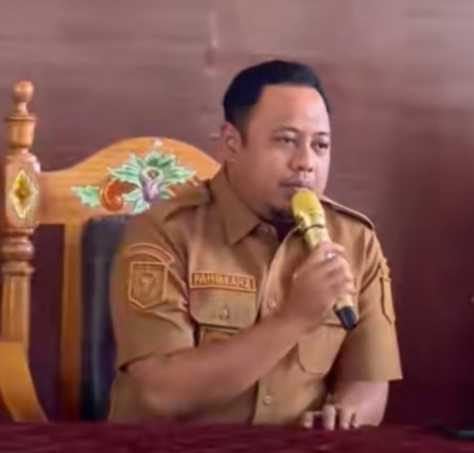 
					Wabup Fahmi AHZ Serahkan Bantuan Pangan 2026, Pastikan Tepat Sasaran untuk Warga Kurang Mampu