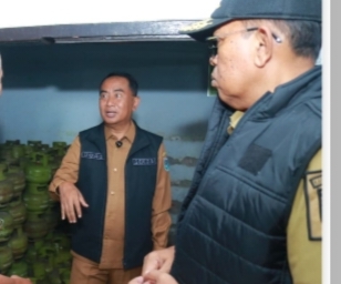 Lonjakan Permintaan Pascale­baran Picu LPG 3 Kg Langka di Probolinggo