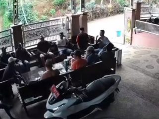 Kades Pakel Lumajang Dikeroyok di Rumahnya, Polisi Selidiki Motif Serangan