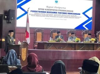 Empat Perda Disahkan, Lora Fahmi Tegaskan Komitmen Lindungi Warga Probolinggo